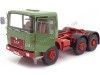 Carsdemetal.es 1972 Caminhão 16304 (F7) Três eixos verdes-vermelho 1:18 ROAD KINGS 180052