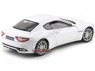 Cochesdemetal.es 2007 Maserati Gran Turismo Blanco 1:18 Motor Max 79151 2