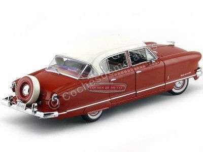 Cochesdemetal.es 1952 Nash Ambassador Airflyte White-Red 1:18 Sun Star 5116 2