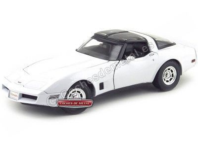 Cochesdemetal.es 1982 Chevrolet Corvette Coupe Blanco 1:18 Welly 12546