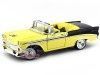 Cochesdemetal.es 1956 Chevrolet Bel Air Open Convertible Amarillo 1:18 Lucky Diecast 92128
