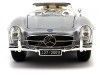 1957 Mercedes-Benz 300 SL W198 Touring Gris 1:18 Bburago 12049 Cochesdemetal 3 - Coches de Metal 