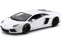 2011 Lamborghini Aventador LP700-4 Blanco 1:18 Bburago 11033