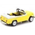 Cochesdemetal.es 1970 Jeep Jeepster Commando convertible jaune-blanc 1:18 BOS-modèles 373