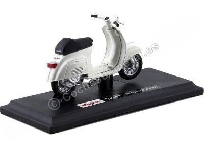 Cochesdemetal.es 1969 Vespa 50 Special Blanca 1:18 Maisto 34540-07 2