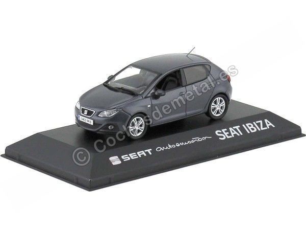 Cochesdemetal.es 2017 siège Ibiza Mk. IV 5 portes Gris 1:43 Silat Autoemocion 26