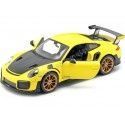 Cochesdemetal.es 2018 Porsche 911 (991 II) GT2 RS Amarillo 1:24 Maisto 31523