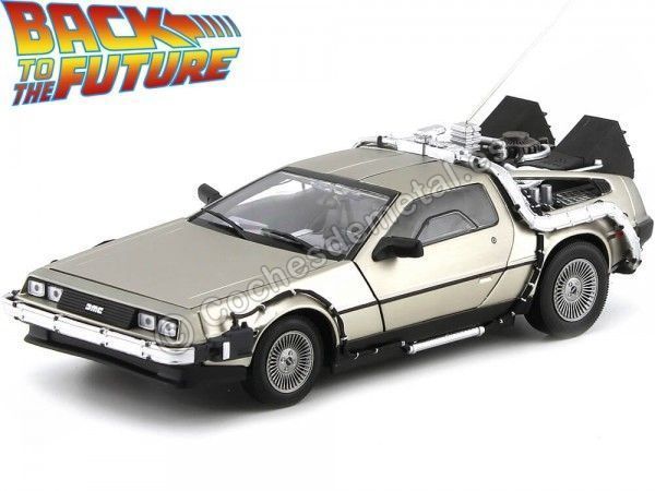 Cochesdemetal.es 1985 DeLorean DMC 12 "Regreso al Futuro I" 1:18 Sun Star 2711F