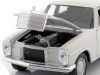 Carsdemetal.es 1973 Mercedes-Benz 220-8 (W115) Branco 1:24 Welly 24091