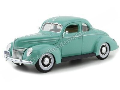 1939 Ford Deluxe Tudor Light Green 1:18 Maisto 31180 Cochesdemetal.es
