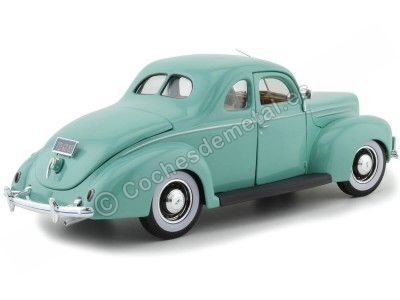1939 Ford Deluxe Tudor Light Green 1:18 Maisto 31180 Cochesdemetal.es 2