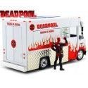 Carsdemetal.es 2016 Chevrolet P30 Foodtruck "Taco Truck" + White Deadpool Figura 1:24 Jada Toys 99730 253225000