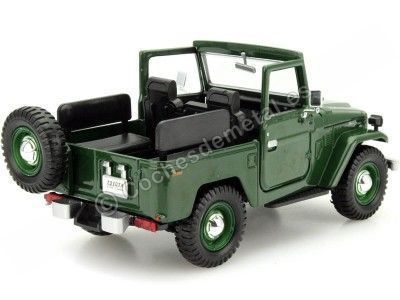 Cochesdemetal.es 1974 Toyota FJ40 Hard Top Verde / Blanco 1:24 Motor Max 79323 2