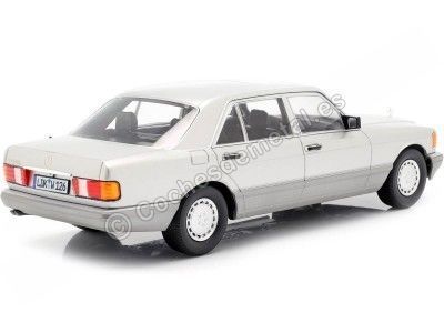 Cochesdemetal.es 1985 Mercedes-Benz 560 SEL Clase S Facelift (W126) Plata/Gris 1:18 iScale 118000000059 2