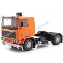 Cochesdemetal.es 1977 Camion Volvo F10 Naranja 1:18 Road Kings 180035