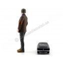 Cochesdemetal.es 1968 Ford Mustang GT Bullitt 1:64 + Steve McQeen Figure 1:18 Greenlight 29931