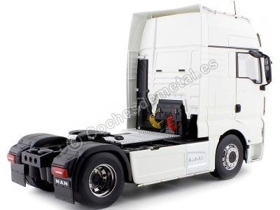 2018 Camión MAN TGX XXL Blanco 1:18 IXO Models PCL30201 Cochesdemetal.es 2