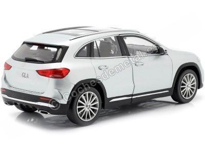 Cochesdemetal.es 2020 Mercedes-Benz Clase GLA MK II (H247) Iridium Silver 1:18 Contourneur Edition B66961036 2