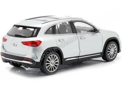 2020 Mercedes-Benz Clase GLA MK II (H247) Iridium Silver 1:18 Dealer Edition B66961036 Cochesdemetal.es 2