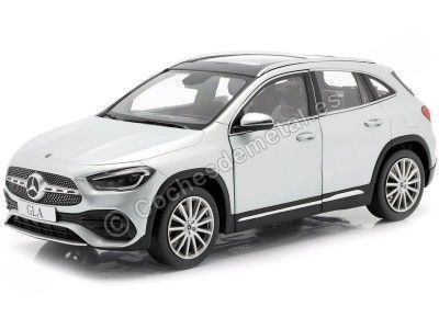 Cochesdemetal.es 2020 Mercedes-Benz Clase GLA MK II (H247) Iridium Silver 1:18 Contourneur Edition B66961036