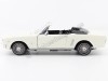 Cochesdemetal.es 1964 Ford Mustang 1-2 Convertible Beige 1:18 Motor Max 73145