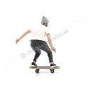 Cochesdemetal.es Figure de Resina "Skateboarder II" 1:18 American Diorama 38241