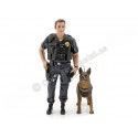 Cochesdemetal.es Figura de Resina "Unidad K9 Oficial de Policía I + Perro Policía" 1:18 American Diorama 38163