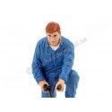 Cochesdemetal.es Figura de Resina "Mechanic Tony Inflating Tire" 1:18 American Diorama 77446