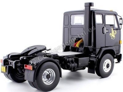 Cochesdemetal.es 1965 Camion Volvo F88 "John Player Team Lotus F1" Negro 1:18 MC Group 18217 2