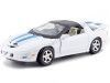 Cochesdemetal.es 1999 Pontiac Firebird blanc / bleu 1:24 moteur max 73232