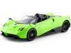 Cochesdemetal.es 2018 Pagani Huayra Roadster Green 1:24 Motor Max 79354