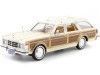 Cochesdemetal.es 1979 Chrysler Lebaron Town & Country Wagon Beige / Woody 1:24 Motor Max 73331