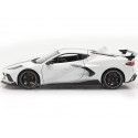 Cochesdemetal.es 2020 Chevrolet Corvette Stingray Coupé High Wing White / Black 1:18 MAISTO 31455