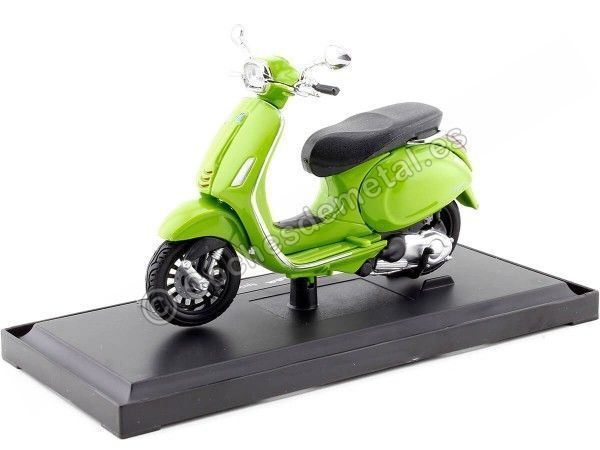 Cochesdemetal.es 2018 Vespa Sprint 150 ABS Verde 1:18 Maisto 34540-17