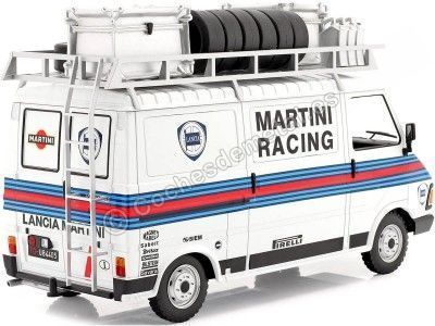 Cochesdemetal.es 1980 Fiat 242 VAN Team Martini Rally Assistance Con Accesorios 1:18 IXO Models 18RMC059XE 2