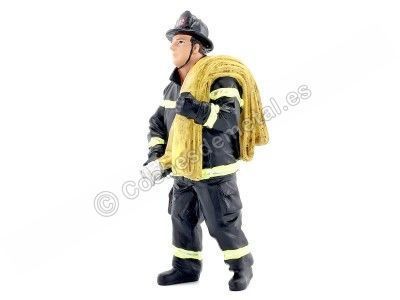 Carsdemetal.es Resin Figure "Firefighter Finid" 1:18 American Diorama 77462