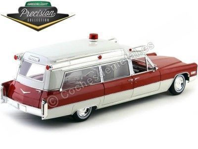 1966 Cadillac S-S 48 High Top Ambulancia Red and White 1:18 GreenLight Precision Collection PC18003 Cochesdemetal.es 2