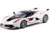 Cochesdemetal.es 2015 Ferrari FXX-K Blanco / Negro 1:24 Bburago 18-26301