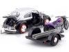 CARSDEMETAL.ES 1966 Volkswagen Beetle avec une moto noire / argent 1:24 Motor Max 79675