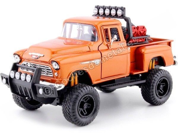 CARSDEMETAL.ES 1955 Chevrolet 1500 Pickup en bordure de pas hors route Métallique Orange 1:24 Motor max 791333