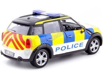 CARSDEMETAL.ES 2017 Mini Cooper S Countryman "Police britannique" blanc / jaune / bleu 1:24 MAX MOTOR 79751 2