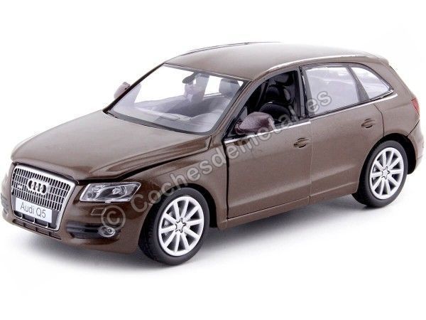Cochesdemetal.es 2010 Audi Q5 Bronce Metalizado 1:24 Motor Max 73385