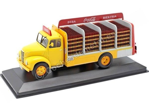 CARSDEMETAL.ES 1962 EBRO TRUCK B-45 [LE-6479] "Coca-Cola" jaune / rouge 1:43 Éditorial Salvat Pub003