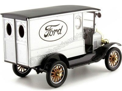 1925 Ford Model T Paddy Wagon "Ford Asistencia" Gris 1:24 Motor Max 79329 Cochesdemetal.es 2