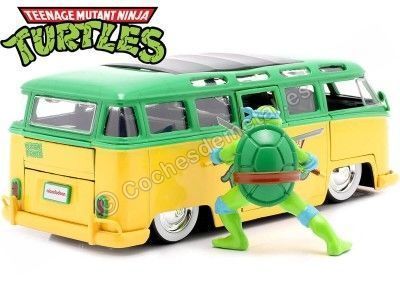 Cochesdemetal.es 1962 Volkswagen VW Bus T1 + Leonardo "Tortugas Ninja" 1:24 Jada Toys 31786/253285000 2