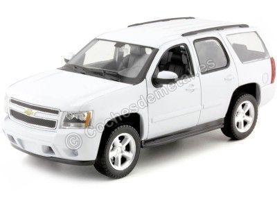 Cochesdemetal.es 2008 Chevrolet Tahoe Blanco 1:24 Welly 22509