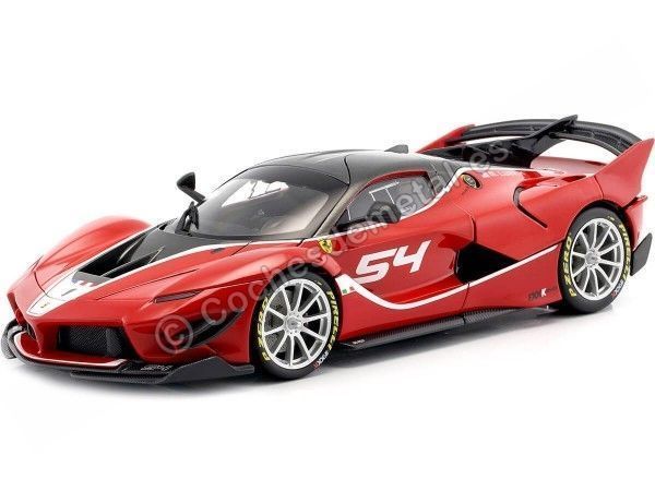 Cochesdemetal.es 2017 Ferrari FXX-K EVO "54 M. Luzich" Rojo/Negro 1:18 Bburago Signature Series 16908 En Liquidación
