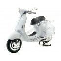 CARSDEMETAL.ES 2017 Vespa 946 Blanca 1:12 Newray 57613