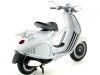 CARSDEMETAL.ES 2017 Vespa 946 Blanca 1:12 Newray 57613