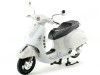 CARSDEMETAL.ES 2017 VESPA GTS 300 Super Blanca 1:12 Newray 57243
